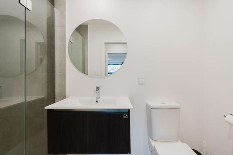 2/3 Elmira Avenue Chartwell_9