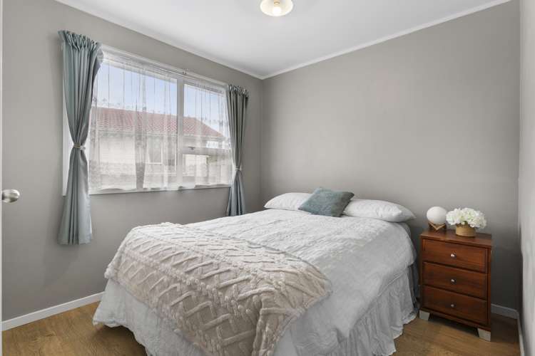 79 Flat Bush Road Clover Park_10