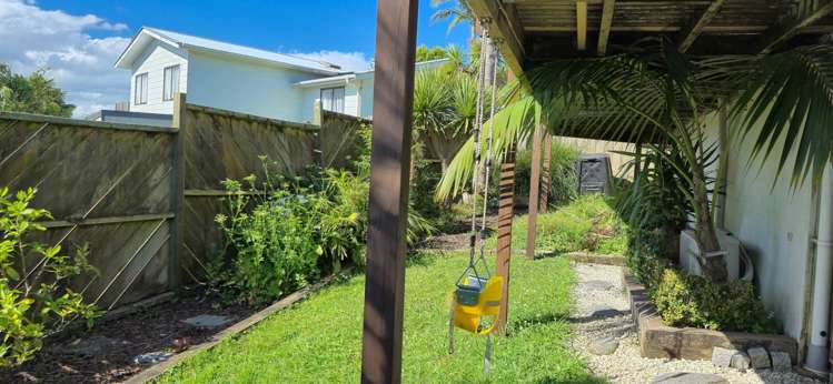 2/88 Sunvue Road Glen Eden_7