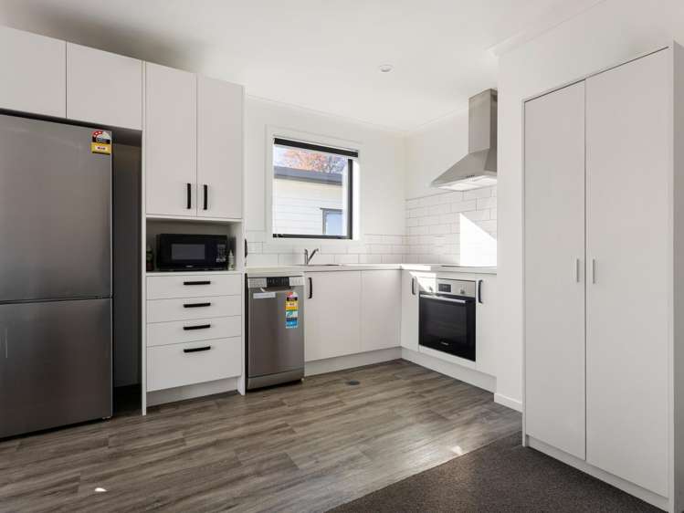 1/4 Searancke Place_1