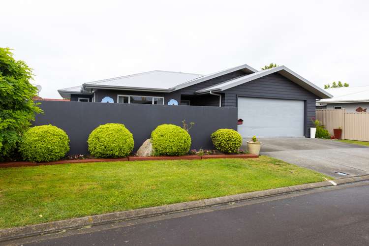 4 Gregory Grove Clive_8