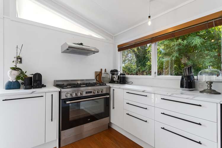 17 Sherwood Drive Pukete_8