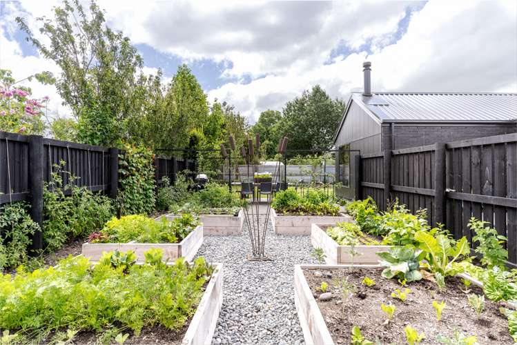 20 Knight Street East Oxford_31