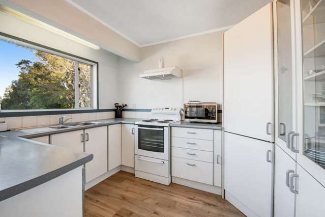 35 Vipond Road Stanmore Bay_4