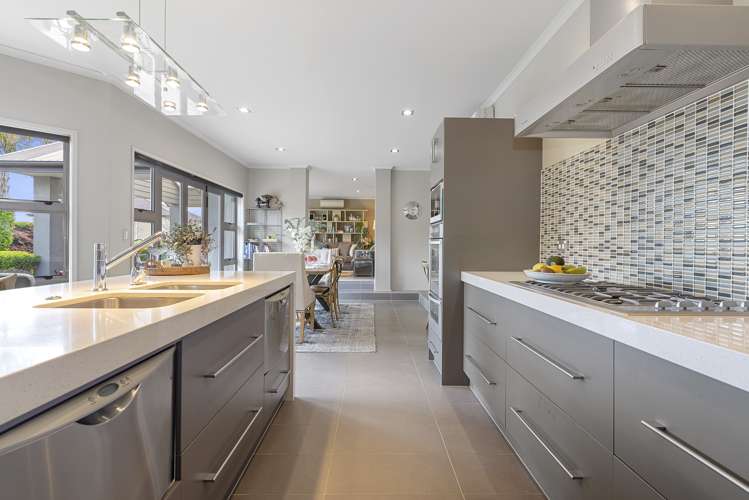 8 Stafford Rise Owhata_4