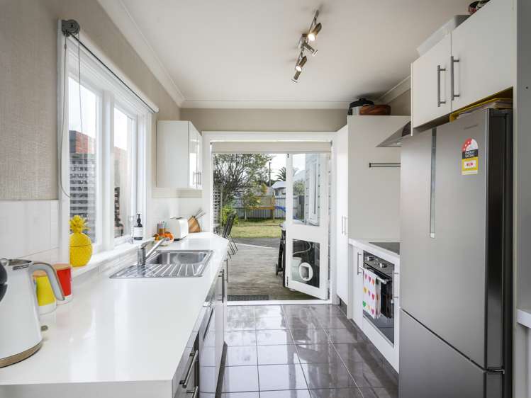 45 Botha Street Tainui_5