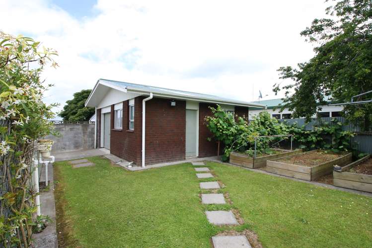 10 Dewe Avenue Feilding_14