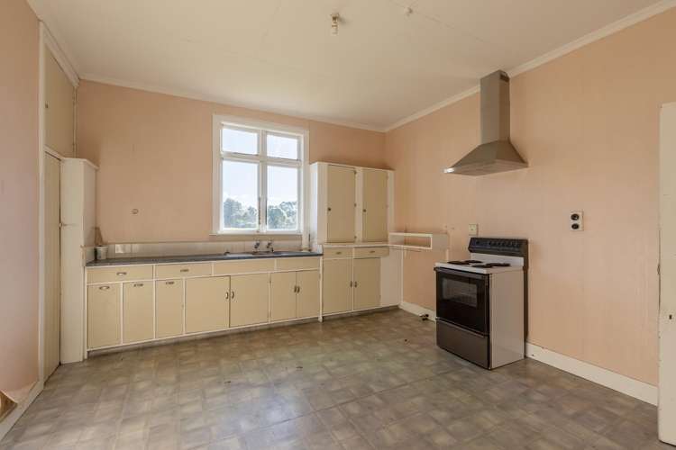 62 Albert Street Pahiatua_21