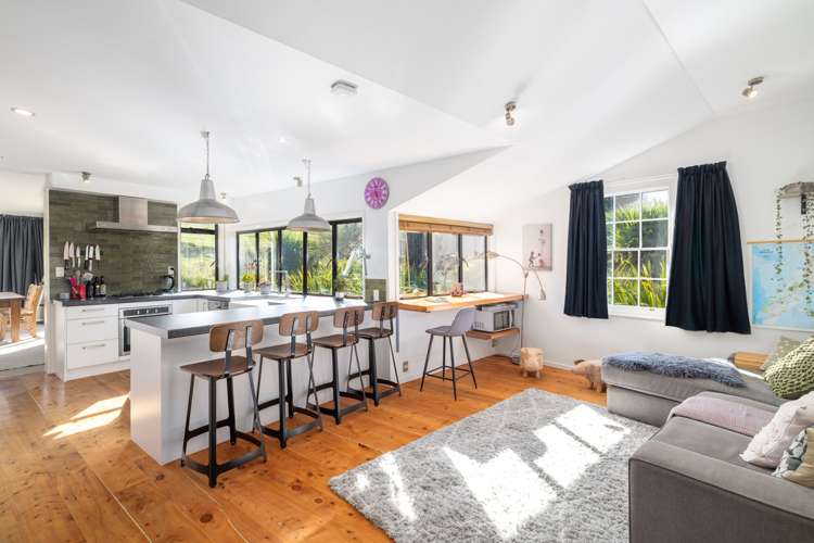 863 Gebbies Pass Road Governors Bay_10