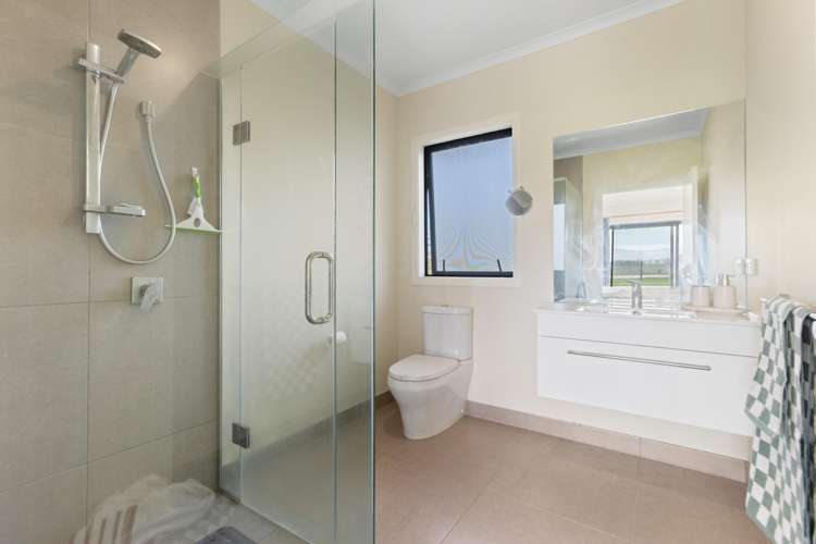 13 White Road Omakau_9