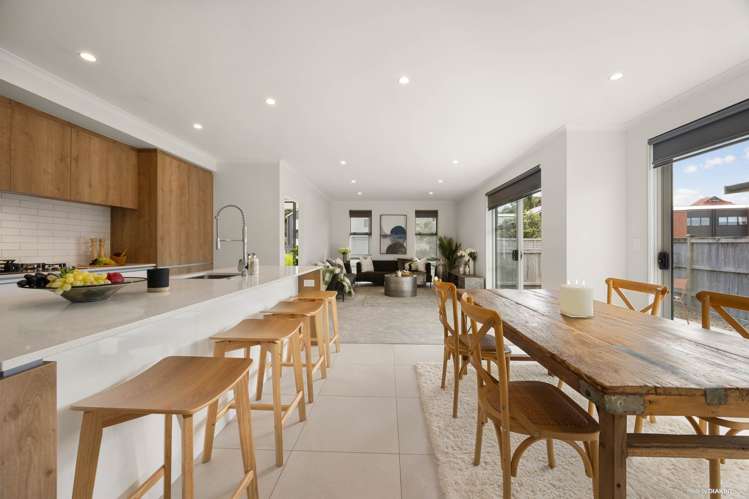 31 Kukuwai Avenue Red Beach_6