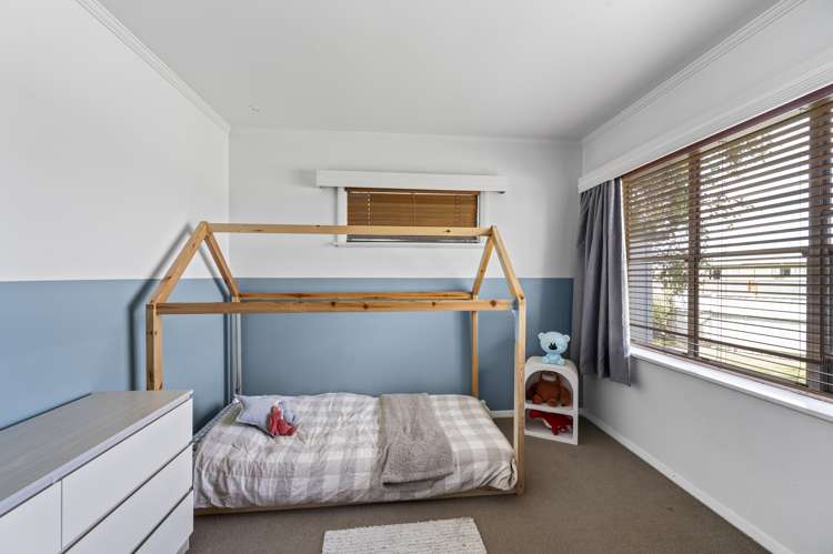 77 Harold Holt Avenue Onekawa_7