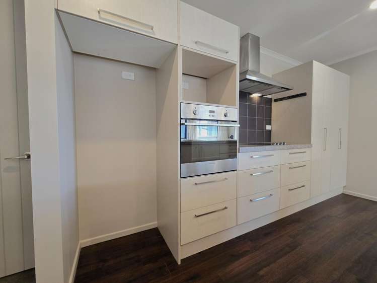 114 Sewell Street Hokitika_3