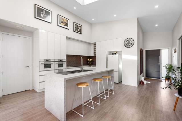 42 Arbuckle Road Frimley_3