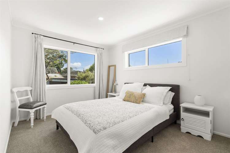 2/6 Marsh Avenue Forrest Hill_16