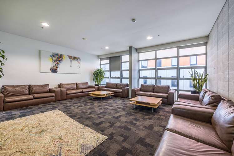 412/133 Beach Road Auckland Central_12