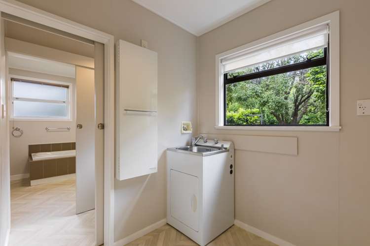 23 Kent Terrace Taradale_17