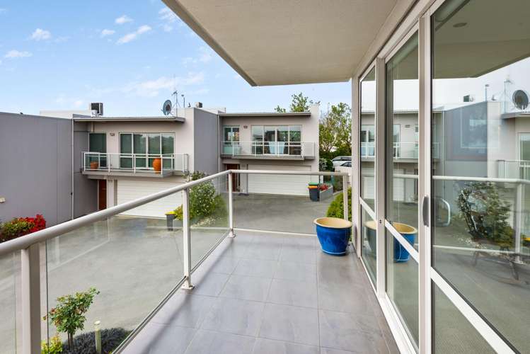 2/8 Bayview Place Timaru_8
