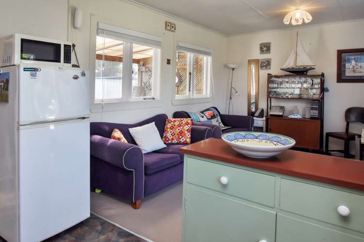 127 Ajax Road Whangamata_10