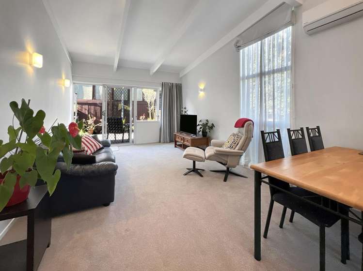 1/30 Turama Road Royal Oak_6