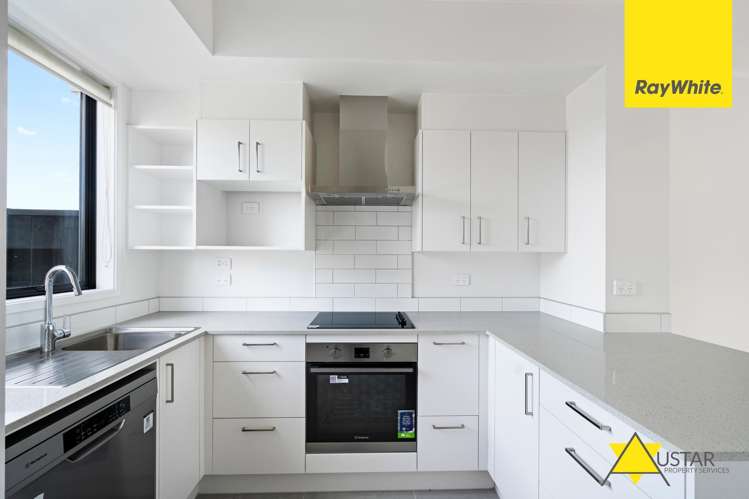 29 Oranga Drive Westgate_2