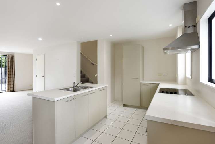 4 Rochdale Way Stoke_3