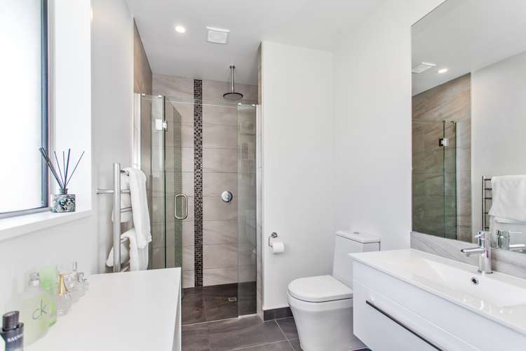 6 Colt Place Wigram_9