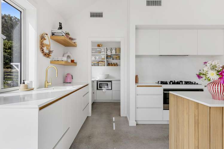 13 Lochinvar Lane Acacia Bay_18