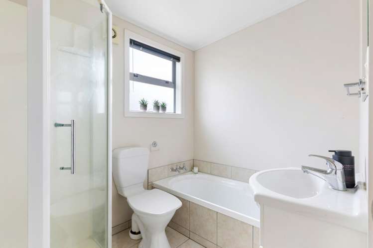 10a Abilene Crescent Churton Park_8