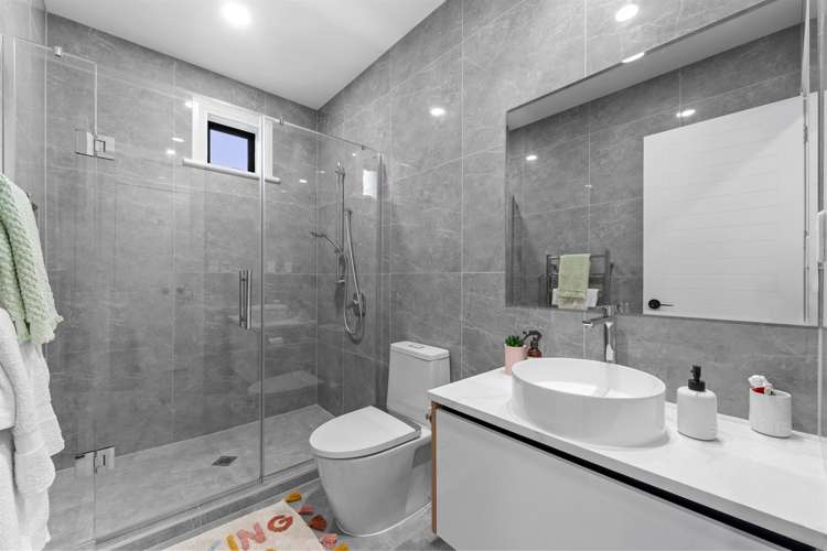 21 Davey Crescent Orewa_30