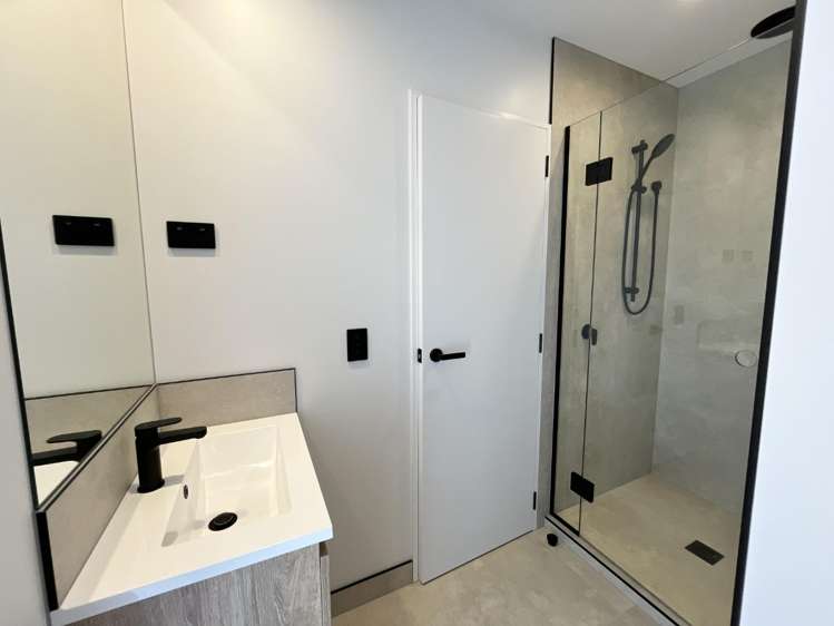 2/15 Southey Street 1551_9