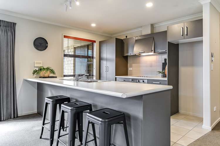 49 Thomas Road Huntington_6