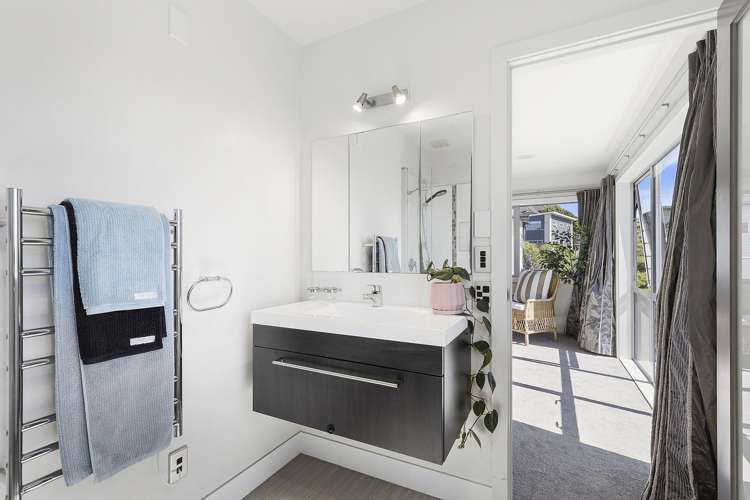 62 St Ives Drive Camborne_20