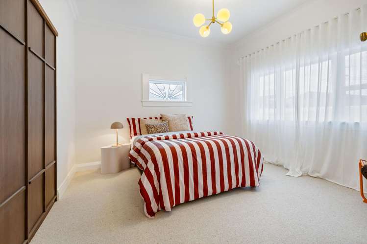 300 Point Chevalier Road Pt Chevalier_28