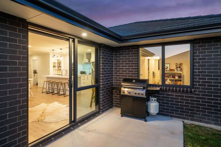 180 Adler Drive Ohauiti_14