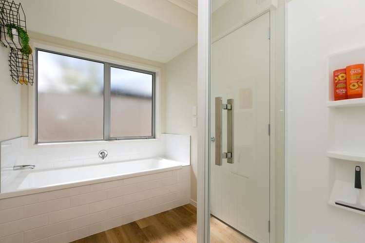 6 Cooke Farm Grove Waiwhakaiho_21