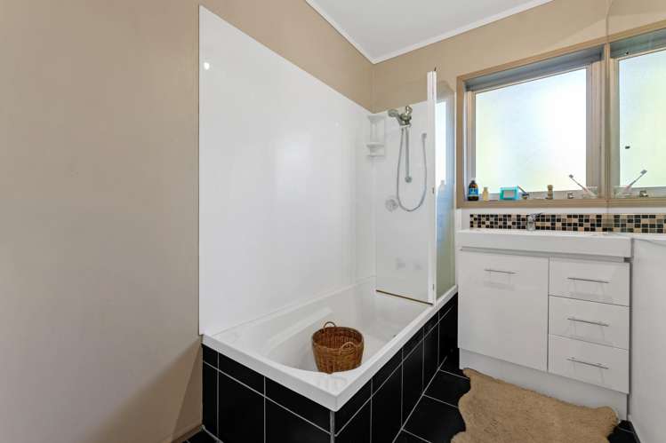 1/50 Stanniland Street Sunnyhills_20