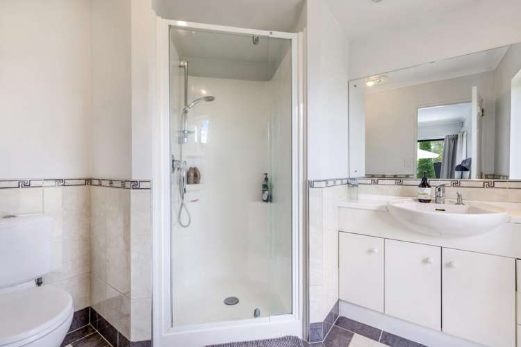 7 Crannich Place Wattle Downs_10