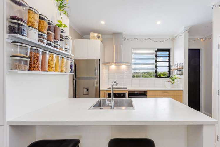 8 Owen Chapman Drive Red Beach_6