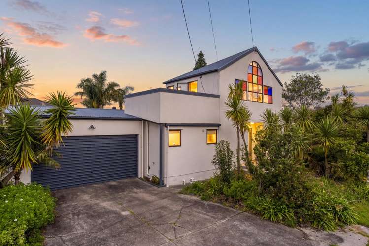 2/953 Beach Road Torbay_16