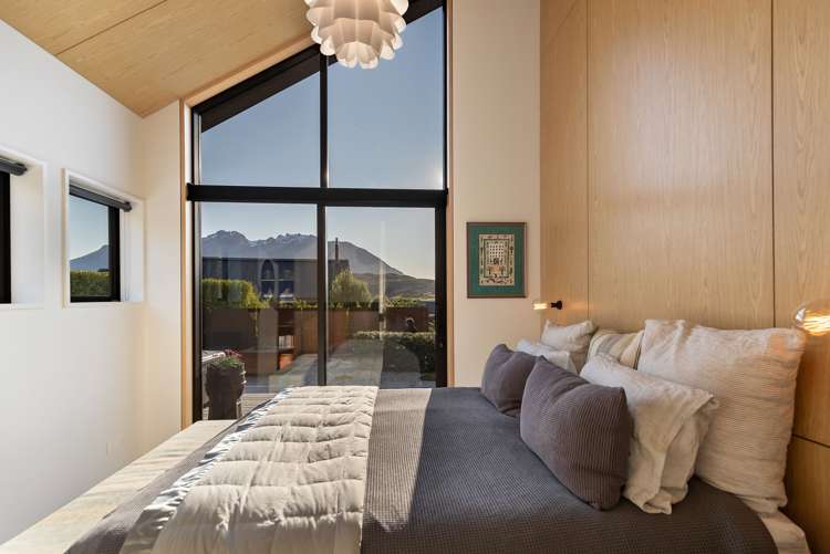 39 Mcadam Drive Jacks Point_12