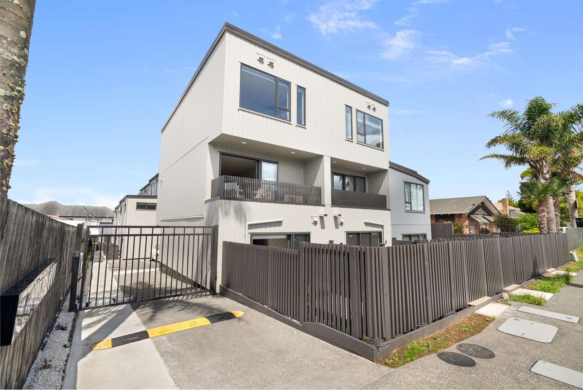 1-9/289 Mount Albert Road_0