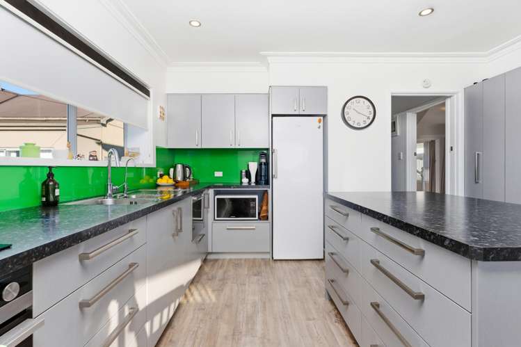 69 Earls Road St Clair_6