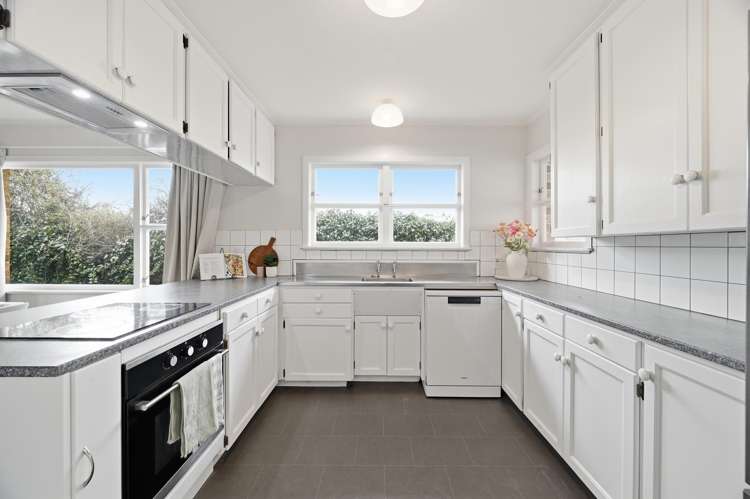 8 Mildred Place Springfield_5