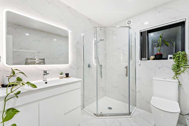 38 Rockfield Road Penrose_11