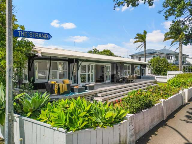 49 The Strand Russell_2