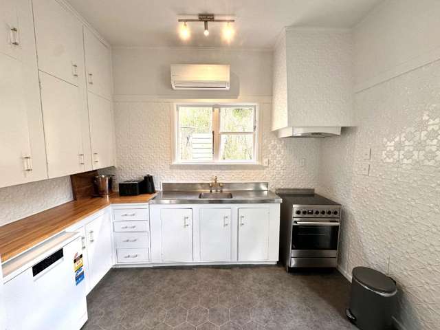 35 Patanga Crescent Thorndon_1