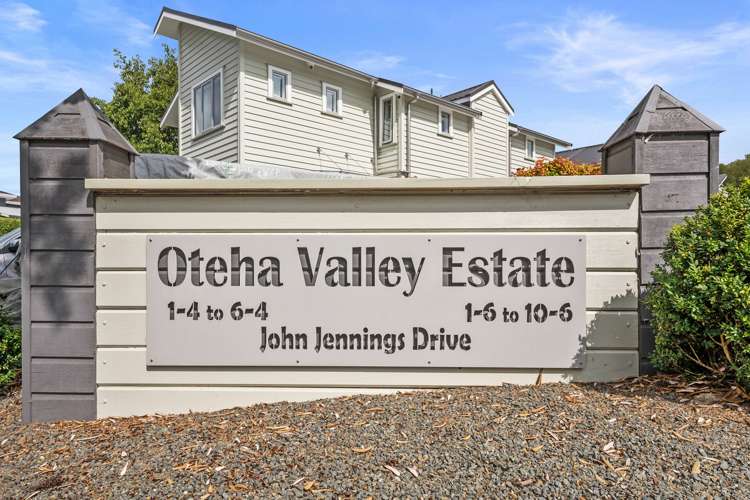 2/4 John Jennings Drive Oteha_16