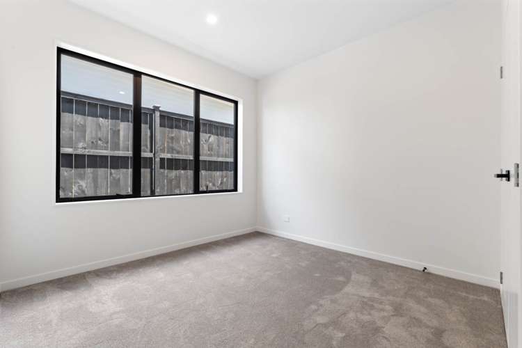 12 Kuhu Way Silverdale_15