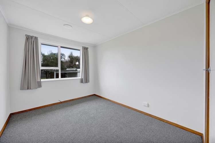 18 Acourt Street Hawera_12